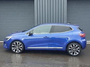 Used Renault Clio V Techno 90 HP (66 kW) 2023 Blue Hatchback