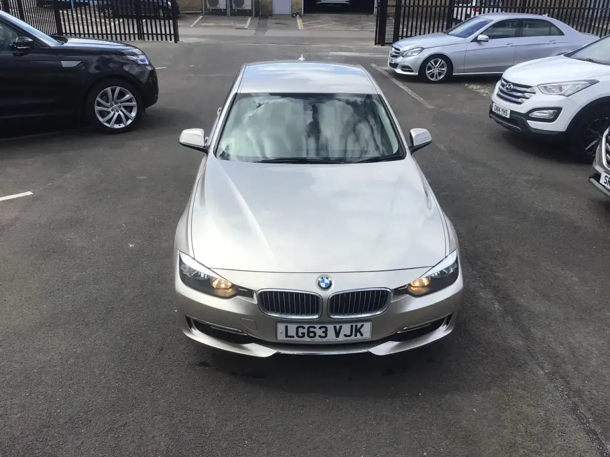 Used BMW 320 Luxury Line 2013 Silver Sedan