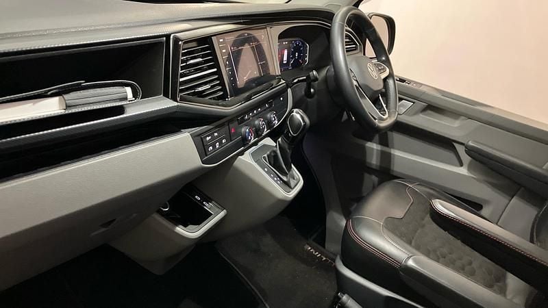 Used VW Transporter Sportline 204 HP (150 kW) 2021 Van