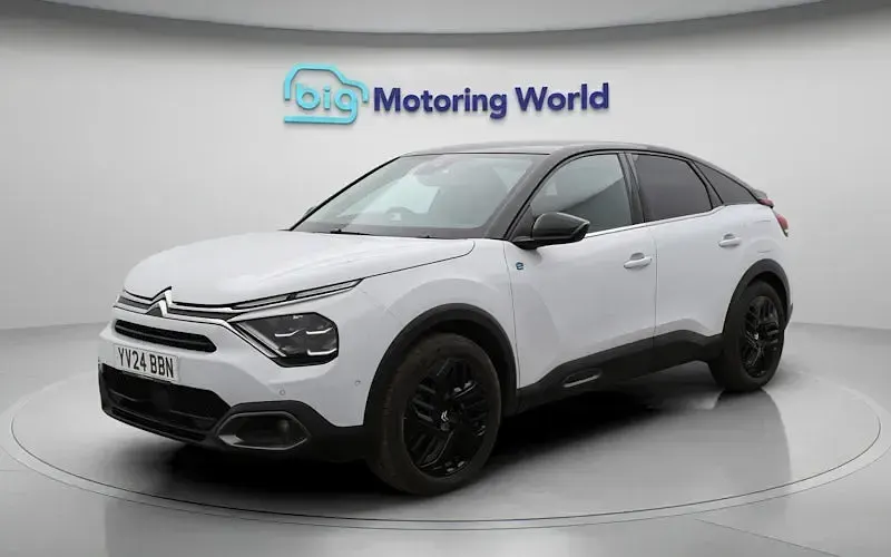 Usado Citroën e-C4 100 kW (136 HP) 2024 Branco Citadino
