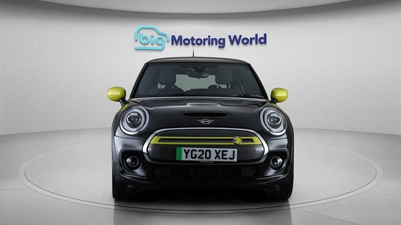 Used Mini Cooper SE Hatch 135 kW (184 HP) 2020 Hatchback