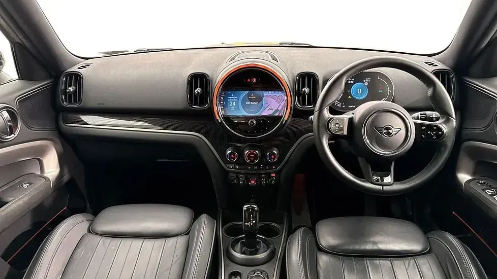 Used Mini Cooper Countryman Exclusive 134 HP (98 kW) 2023 Grey SUV