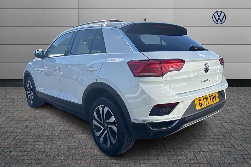 Used VW T-Roc Active 110 HP (80 kW) 2021 White SUV