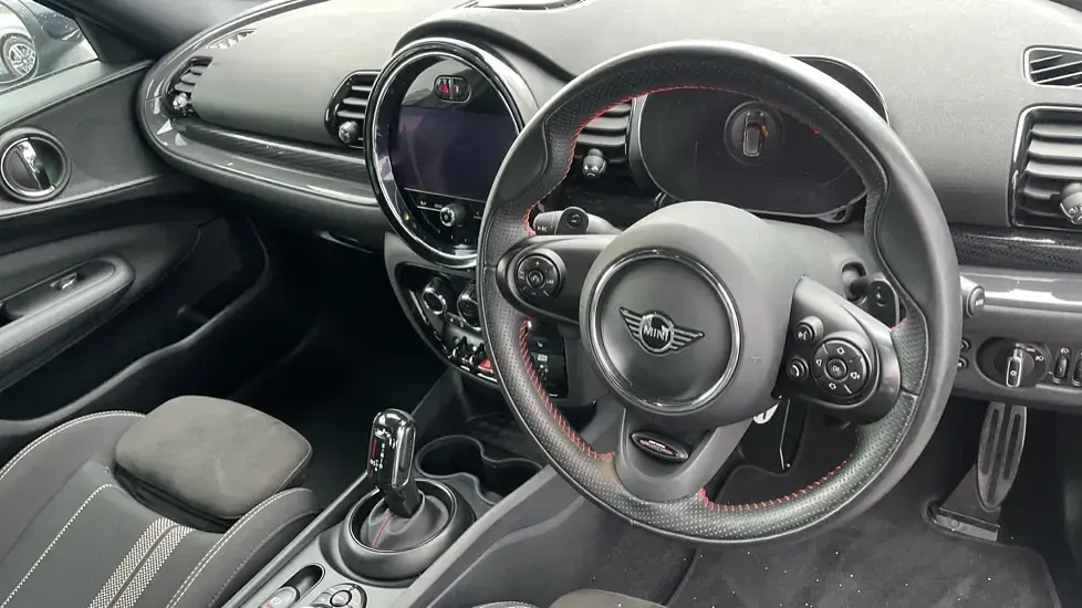 Used Mini Cooper S Clubman Sport 176 HP (129 kW) 2021 Black Estate