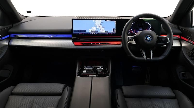 Used BMW i5 M Sport 250 kW (340 HP) 2025 White Sedan