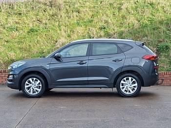 Used Hyundai Tucson SE 115 HP (84 kW) 2021 Grey SUV