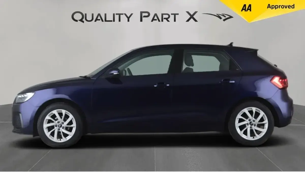 Usado Audi A1 Sportback Sport 110 HP (80 kW) 2023 Azul Citadino