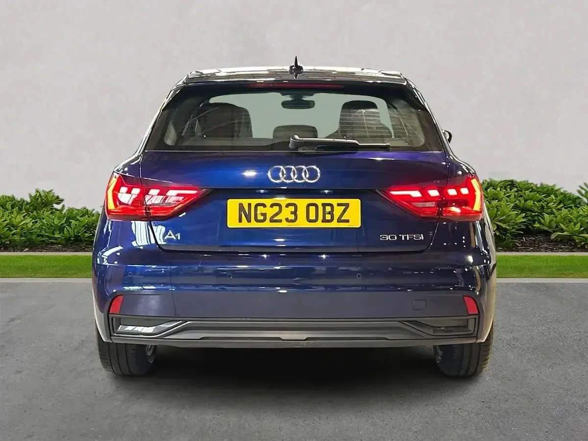 Used Audi A1 Sportback Sport 110 HP (80 kW) 2023 Blue Hatchback
