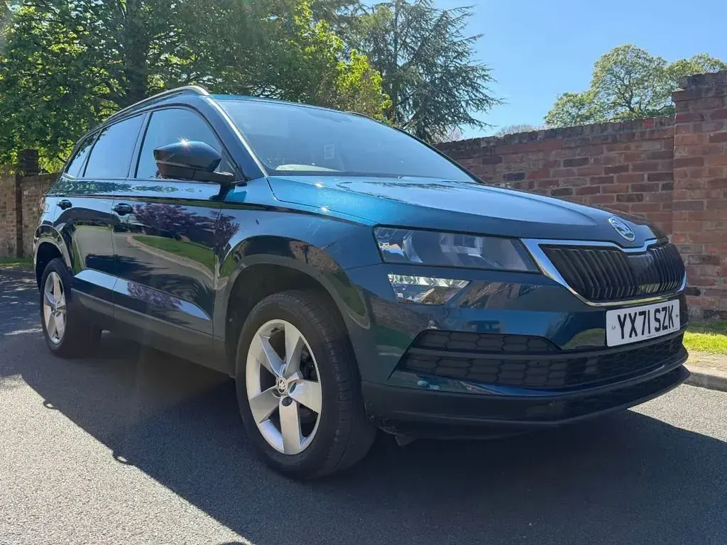 Used Skoda Karoq SE 110 HP (80 kW) 2021 Blue SUV