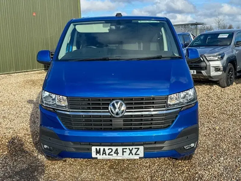 Używany VW Transporter Highline 150 KM (110 kW) 2024 Niebieski Van