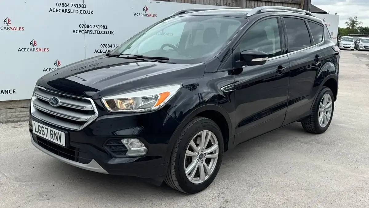 Used Ford Kuga Zetec 120 HP (88 kW) 2017 Black SUV