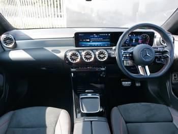 Used Mercedes CLA200 Executive 163 HP (119 kW) 2024 Silver Estate