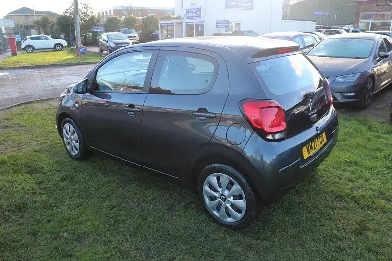 Used Citroën C1 70 HP (51 kW) 2021 Grey Hatchback