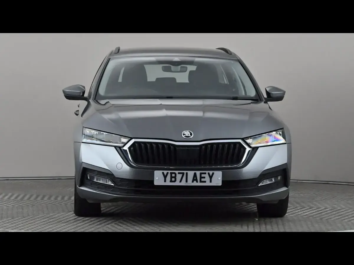 Used Skoda Octavia SE Technology 2022 Grey Estate