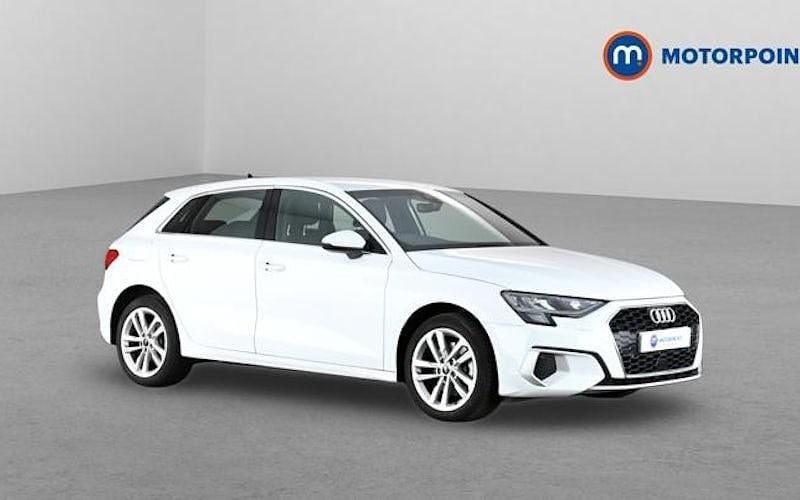 Used Audi A3 Sportback e-tron Sport 204 HP (150 kW) 2025 Hatchback