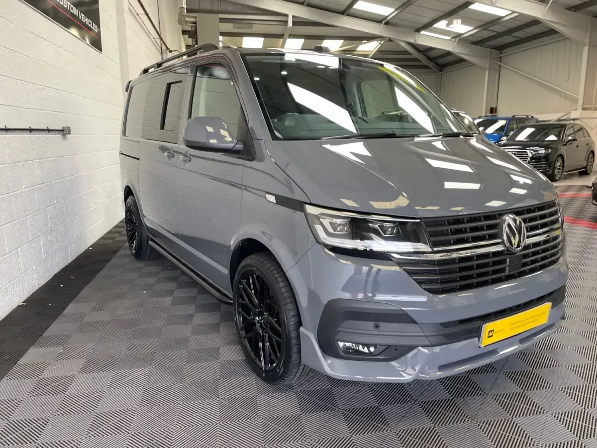 Used VW Transporter Highline 150 HP (110 kW) 2023 Grey Van