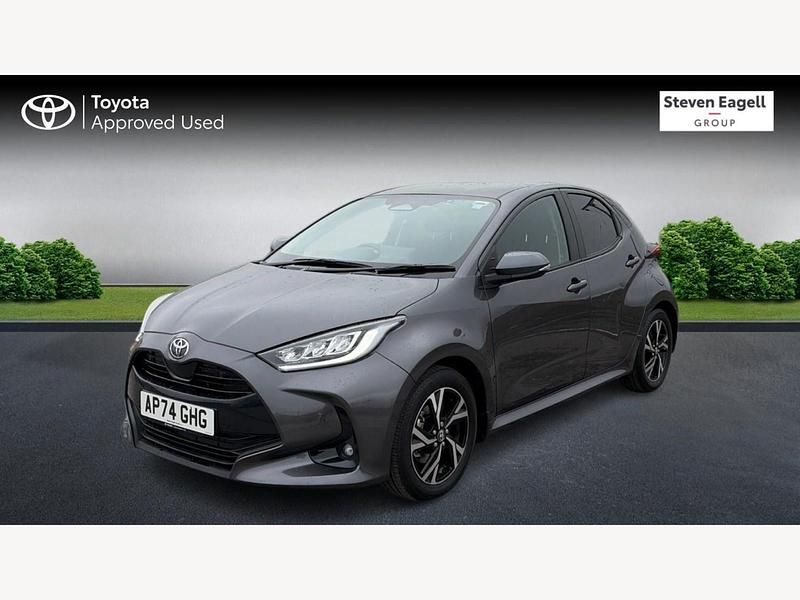 Used Toyota Yaris Hybrid Design 2025 Grey Hatchback