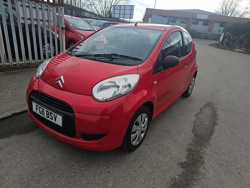 Used Citroën C1 VTR Sport 68 HP (50 kW) 2011 Red Hatchback