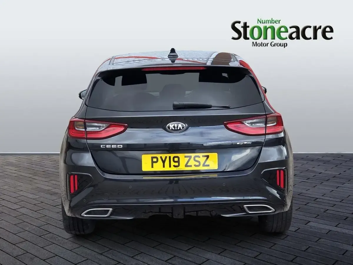 Used Kia Ceed GT-Line 140 HP (102 kW) 2019 Black Hatchback