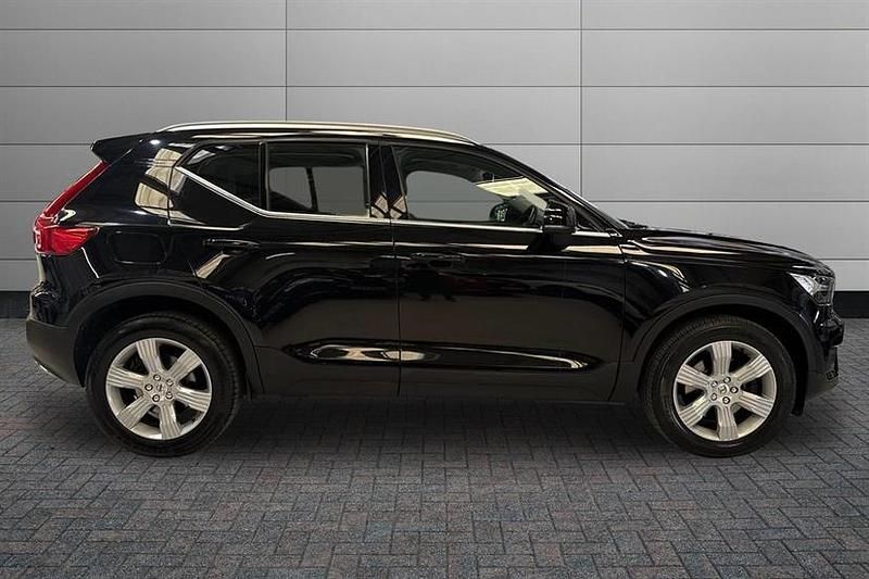 Usado Volvo XC40 Inscription 190 HP (139 kW) 2019 Preto SUV