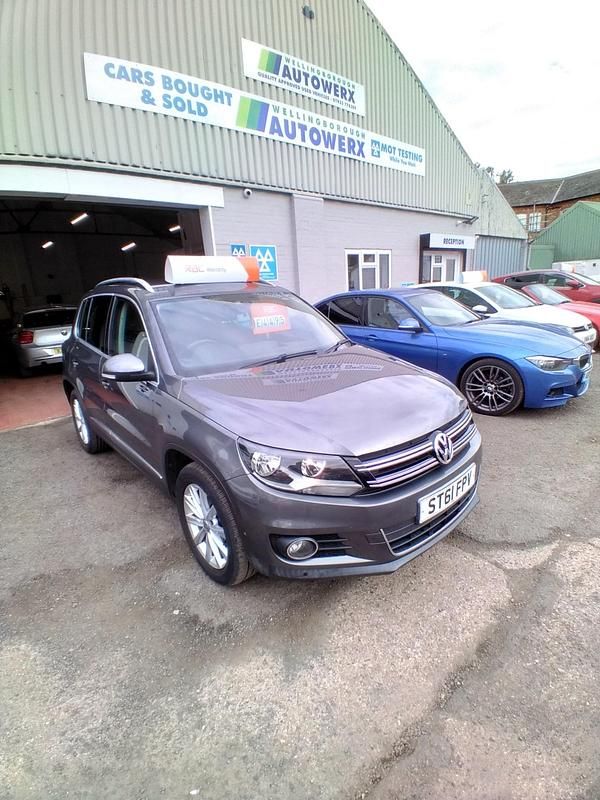 Grey Used 2011 VW Tiguan SE SUV | £4,995 (A bit pricey) - Image 1/4