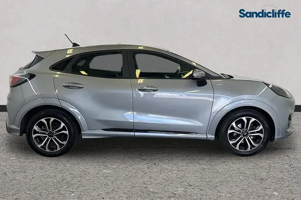 Used Ford Puma ST-Line 155 HP (114 kW) 2023 Silver Coupe