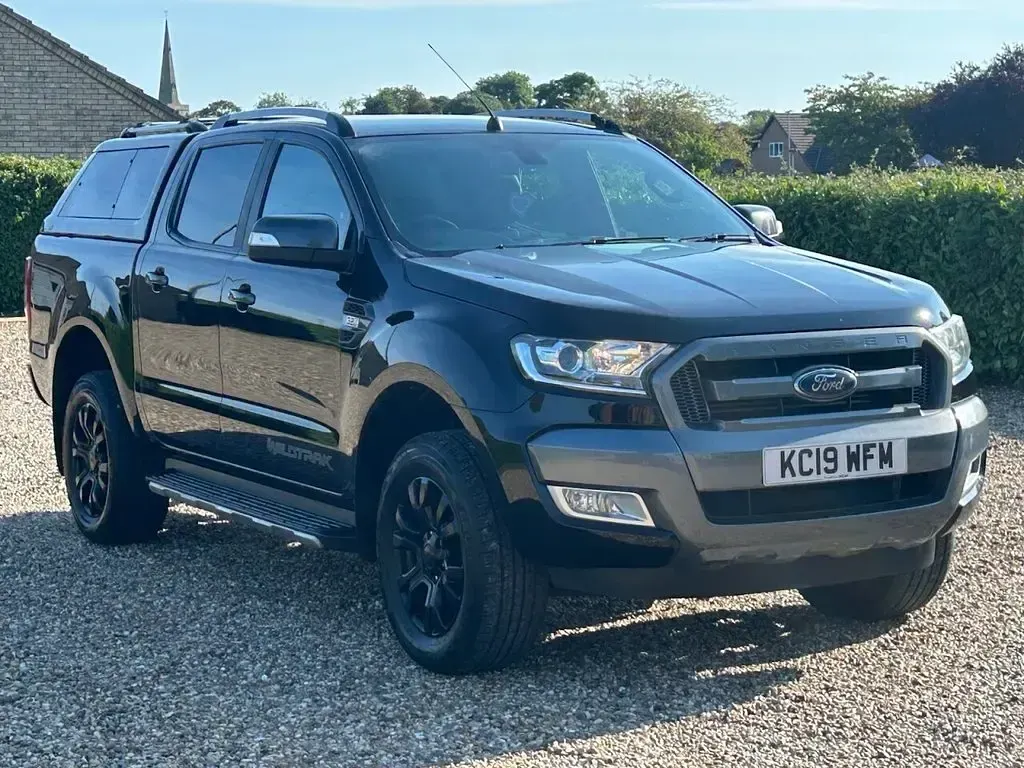 Used Ford Ranger Wildtrack 200 HP (147 kW) 2019 Black Pickup