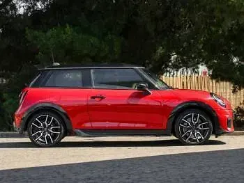 New Mini Cooper Sport 114 kW (156 HP) 2026 Chili red ii Hatchback