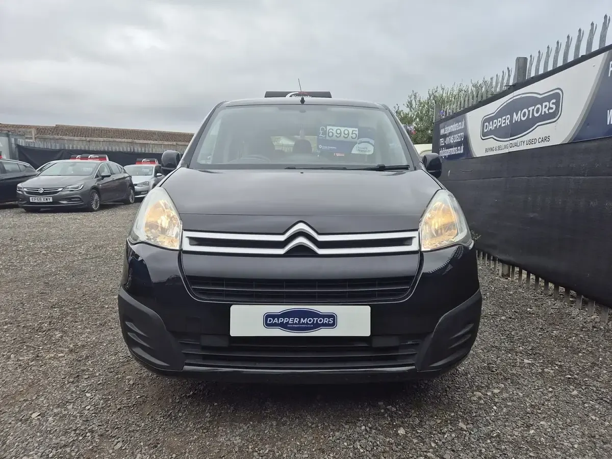Used Citroën Berlingo Feel 2015 Black MPV