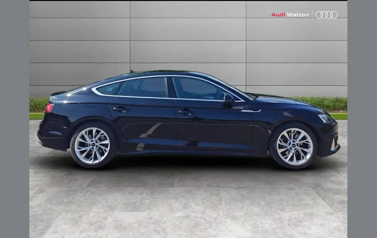 Second-hand Audi A5 Sport 147 CP (108 kW) 2023 Negru Coupe
