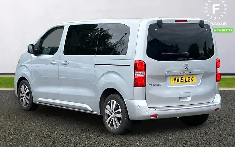 Used Peugeot Traveller Allure 150 HP (110 kW) 2019 Silver MPV