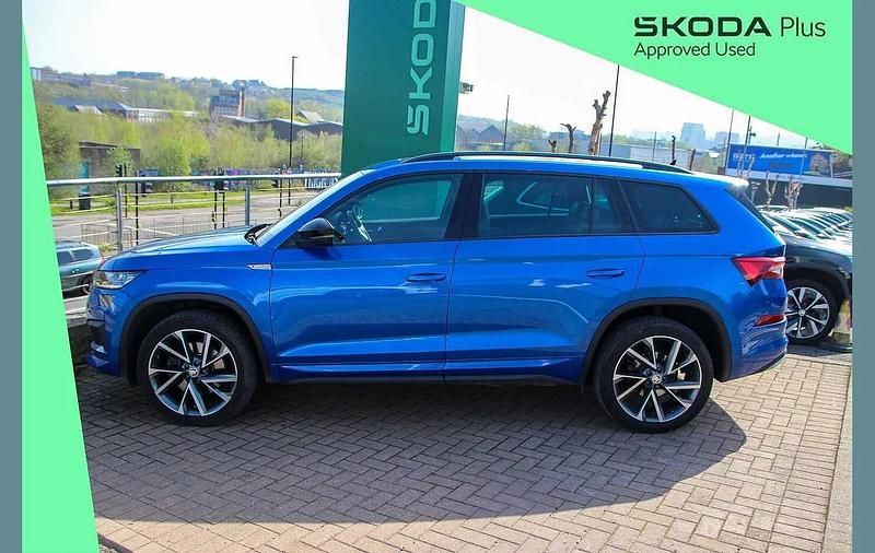 Used Skoda Kodiaq SportLine 187 HP (137 kW) 2022 Race blue metallic SUV