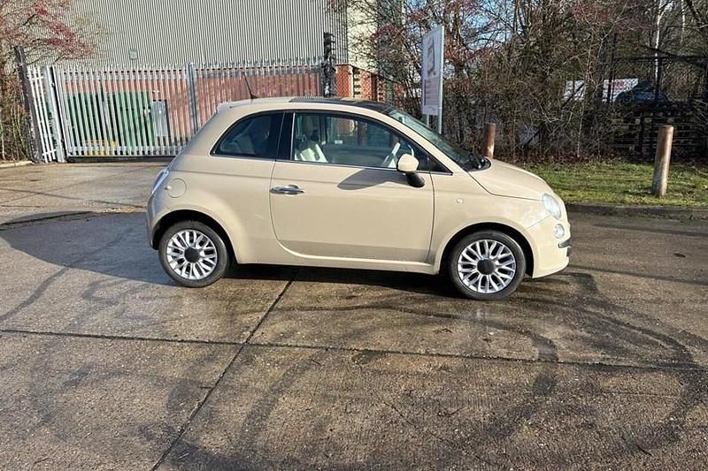 Used Fiat 500 Lounge 69 HP (50 kW) 2015 Beige Hatchback