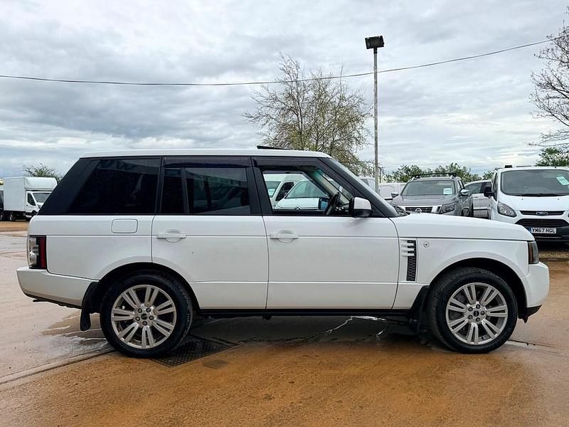 Used Land Rover Range Rover Vogue 313 HP (230 kW) 2012 White SUV