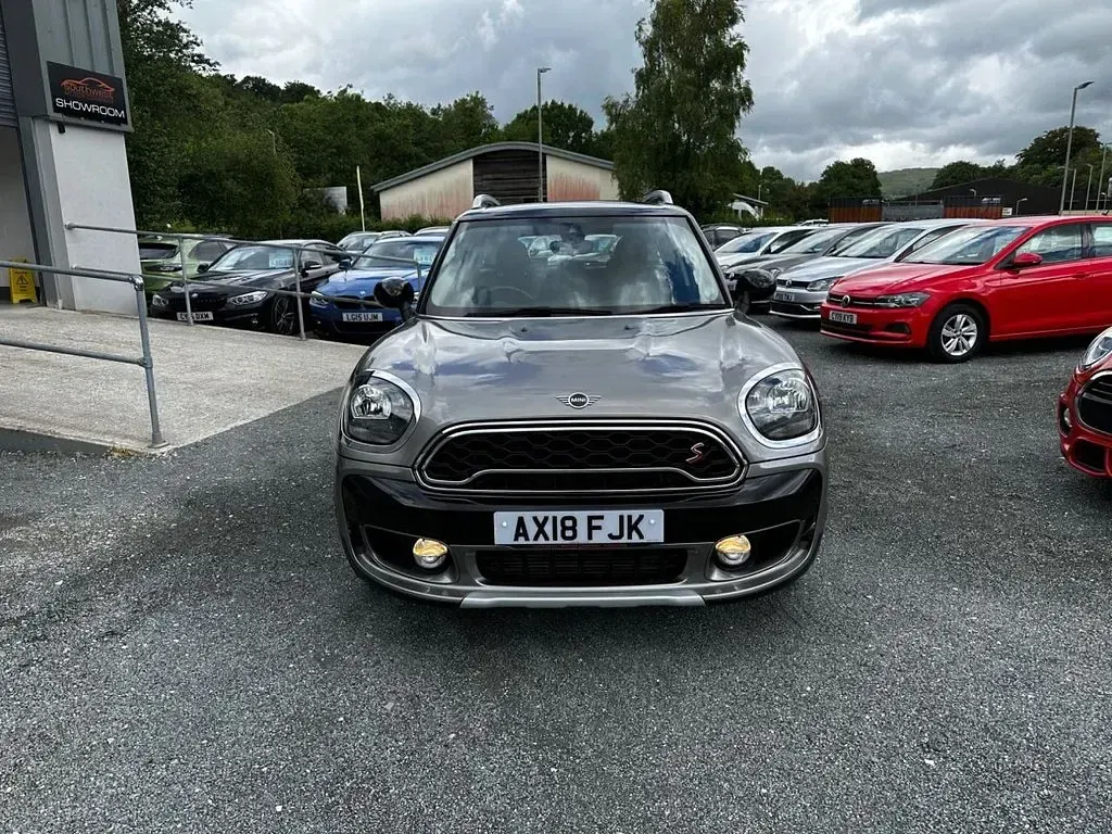 Used Mini Cooper S 192 HP (141 kW) 2018 Silver Hatchback