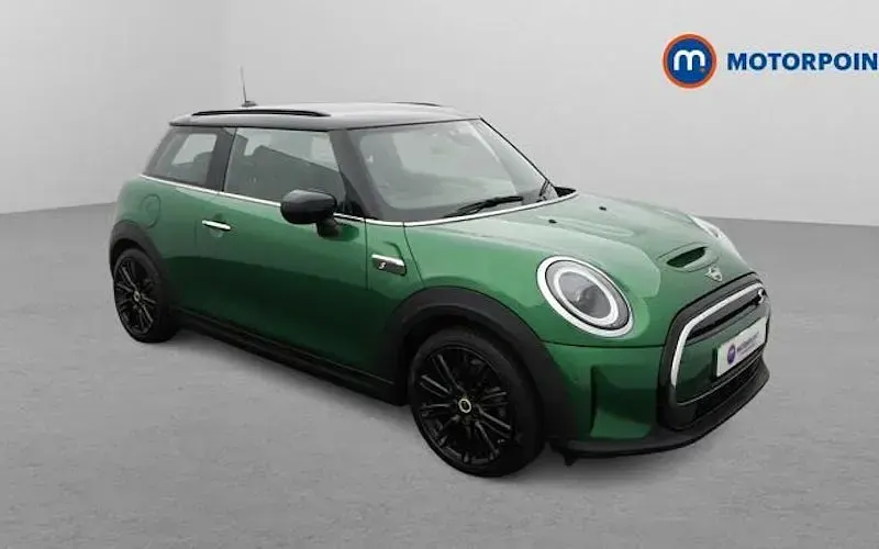 Used Mini Cooper Level 2 135 kW (184 HP) 2021 Hatchback