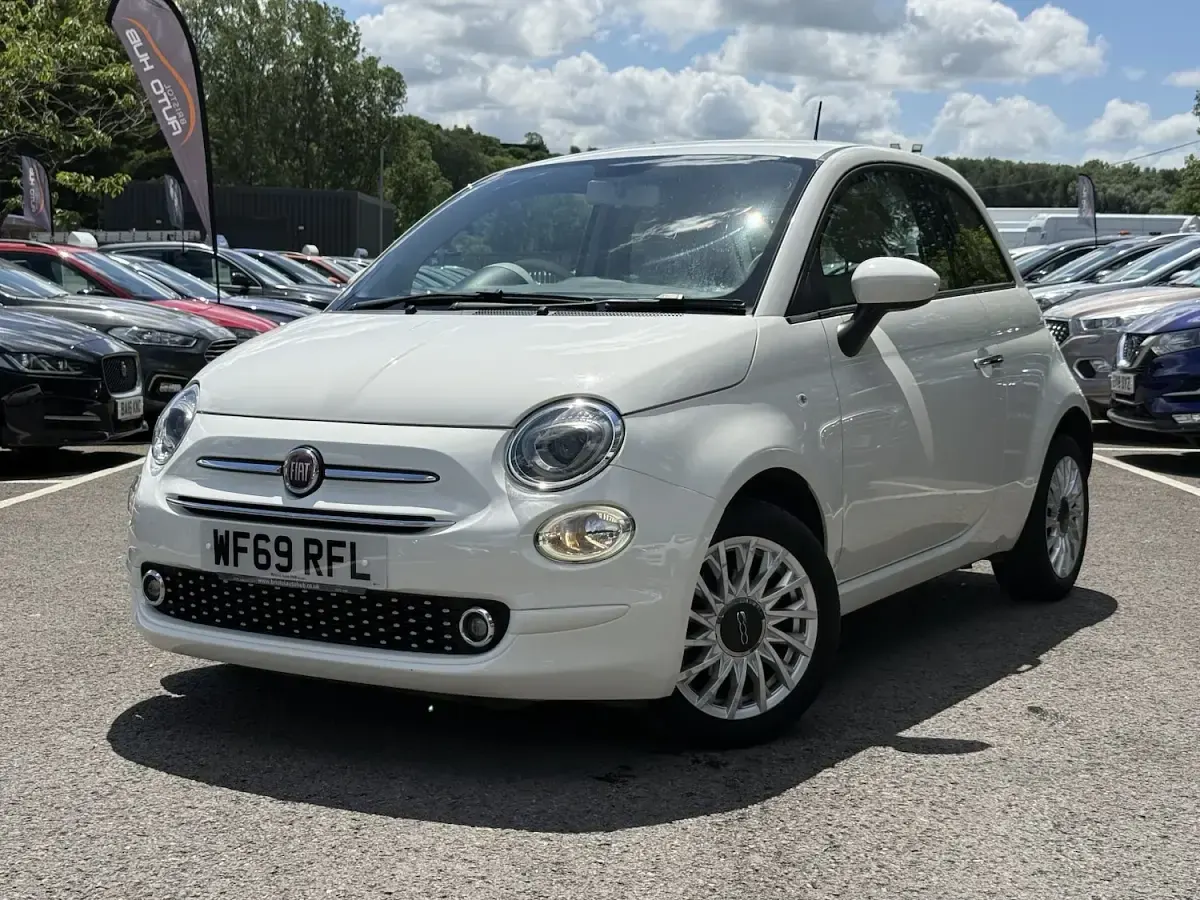 Used Fiat 500 Lounge 69 HP (50 kW) 2019 White Hatchback