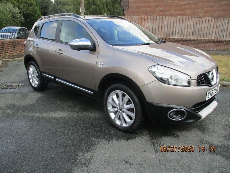 Beige Used 2013 Nissan Qashqai 360º SUV | £3,295 (Fair price) - Image 1/4