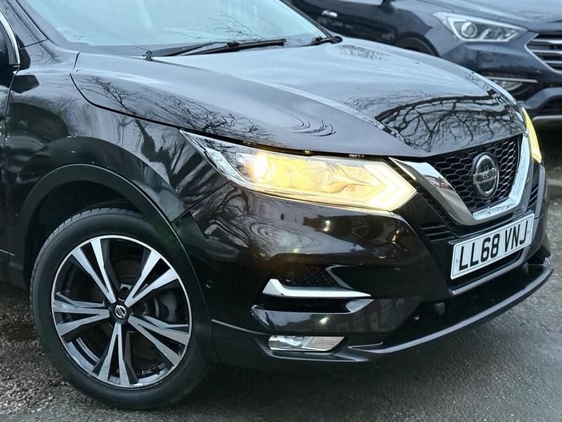 Used Nissan Qashqai N-Connecta 2018 Black SUV