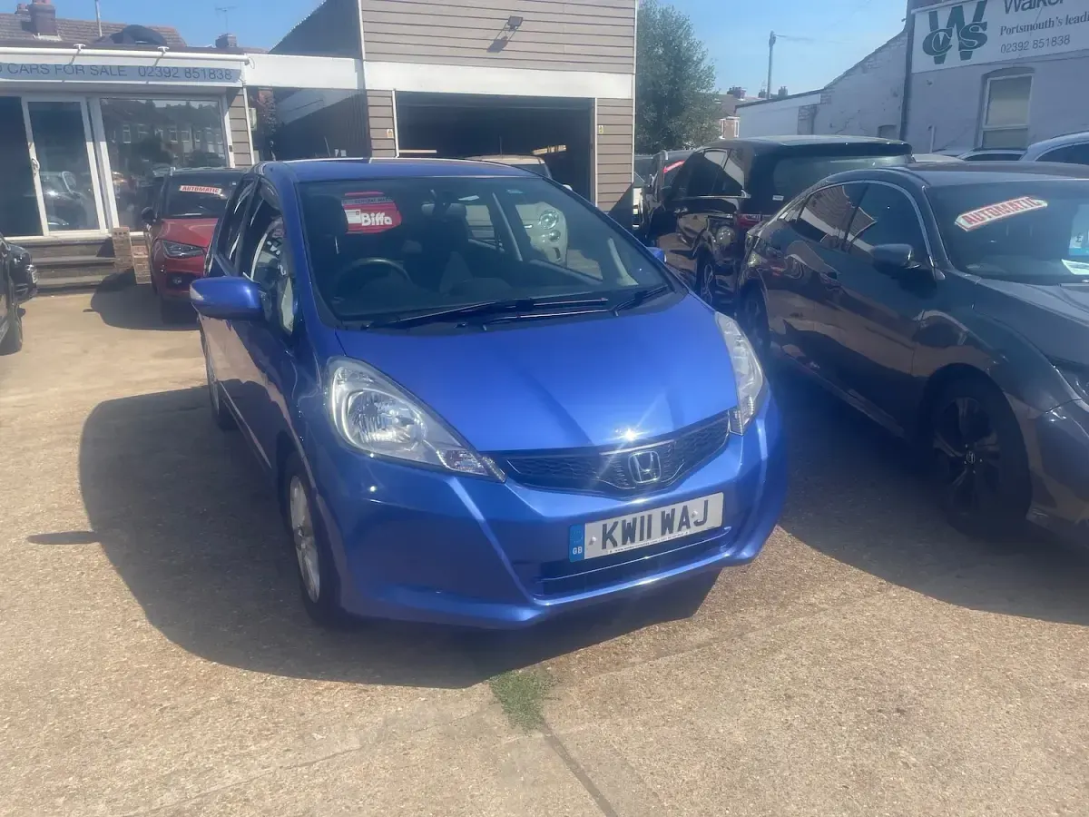 Used Honda Jazz ES 99 HP (72 kW) 2011 Blue Hatchback