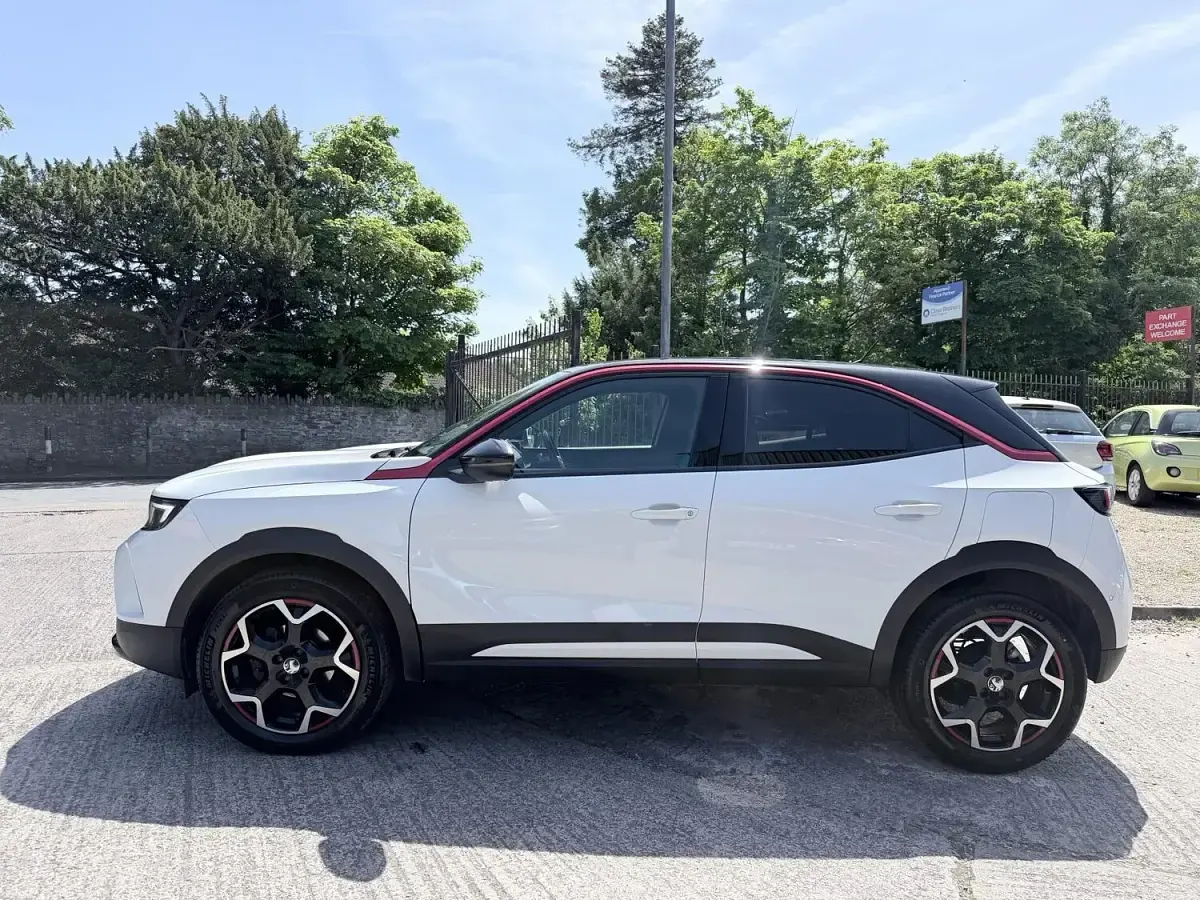 Used Vauxhall Mokka GS Line 130 HP (95 kW) 2023 White SUV