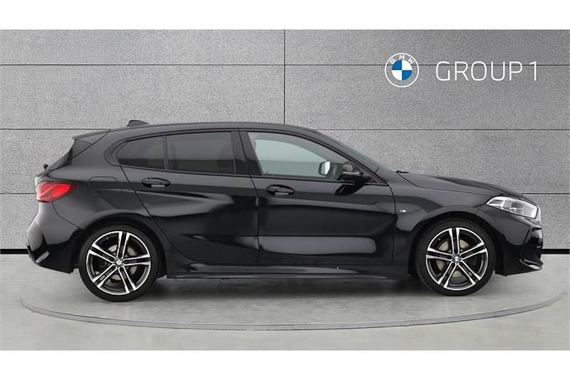 Used BMW 118 M Sport 136 HP (100 kW) 2024 Black sapphire metallic paint Hatchback