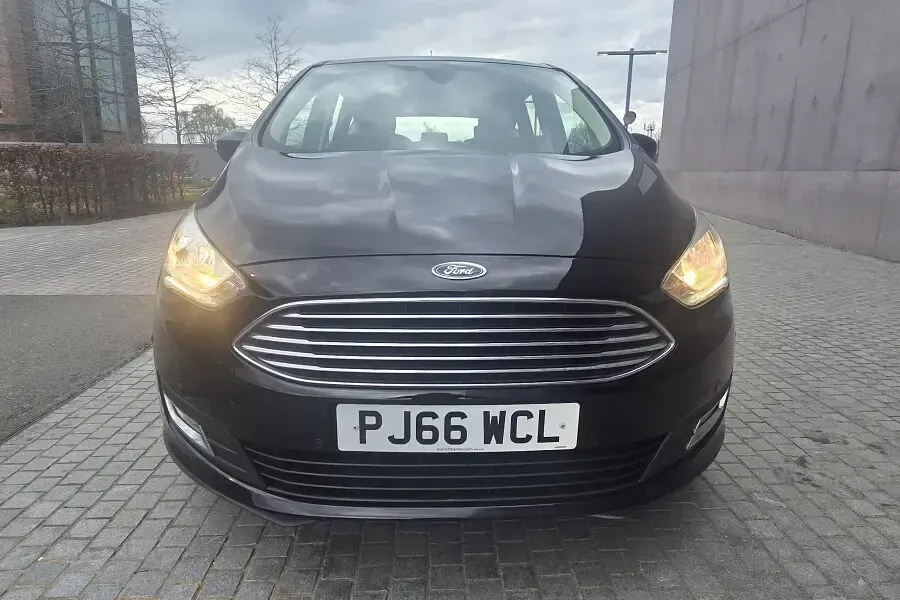Used Ford C-MAX Titanium 2016 Black MPV