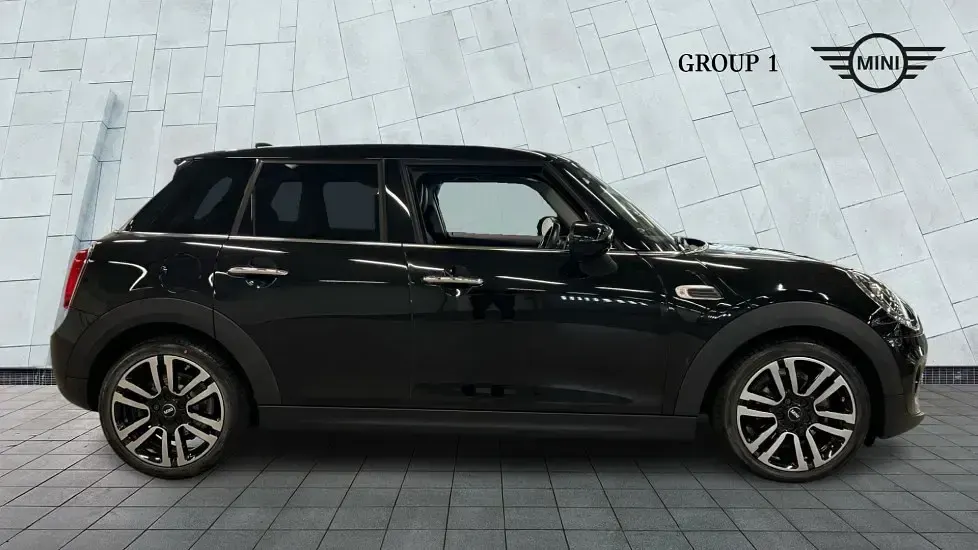 Used Mini Cooper Exclusive 136 HP (100 kW) 2021 Midnight black Hatchback