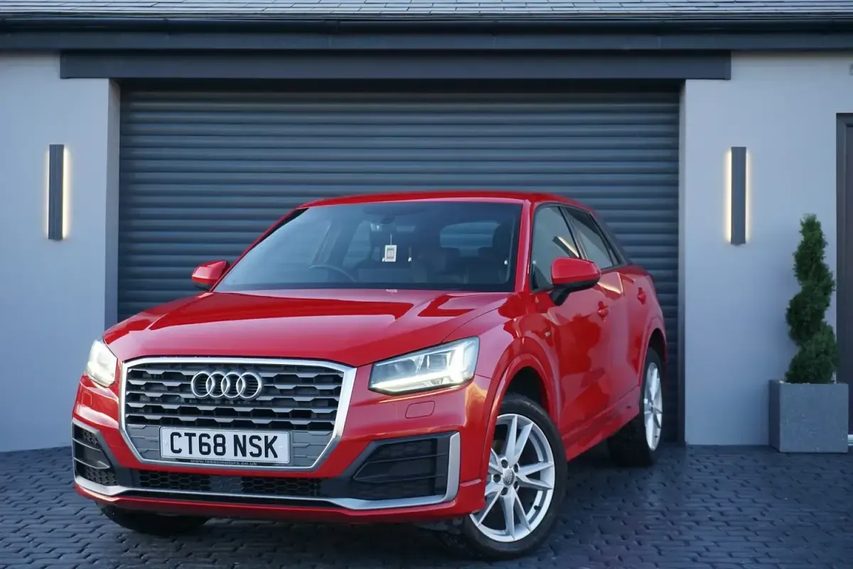 Used Audi Q2 S-Line 116 HP (85 kW) 2019 Red SUV