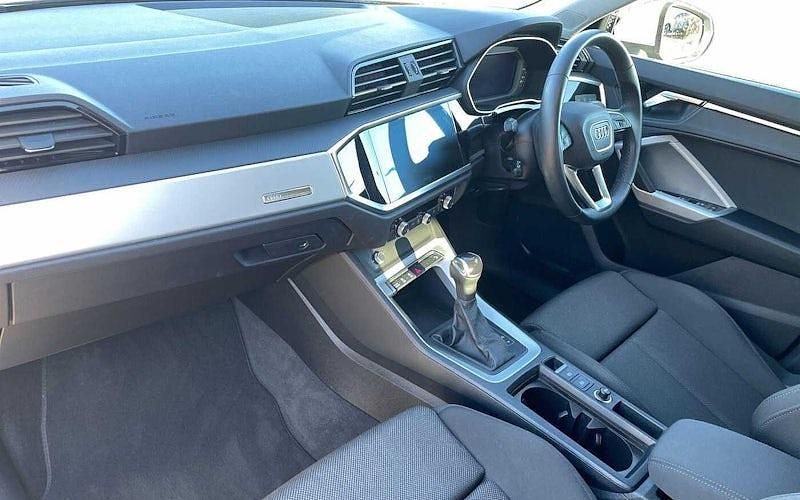 Used Audi Q3 Sport 150 HP (110 kW) 2025 SUV