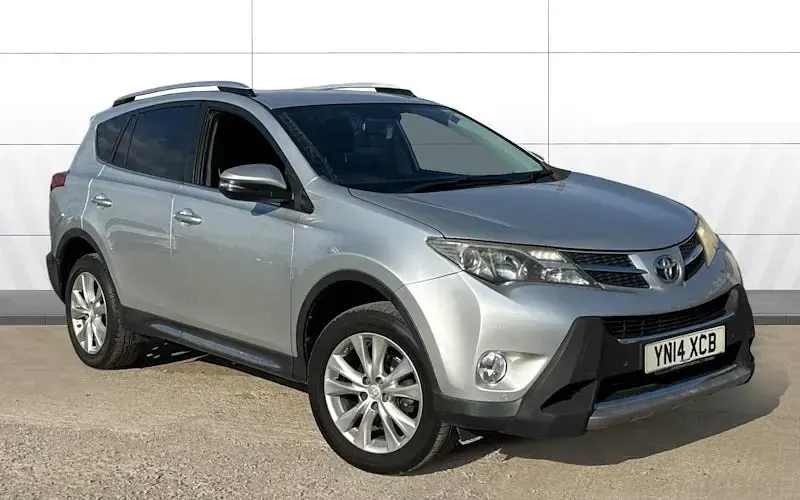 Usado Toyota RAV4 150 HP (110 kW) 2015 SUV
