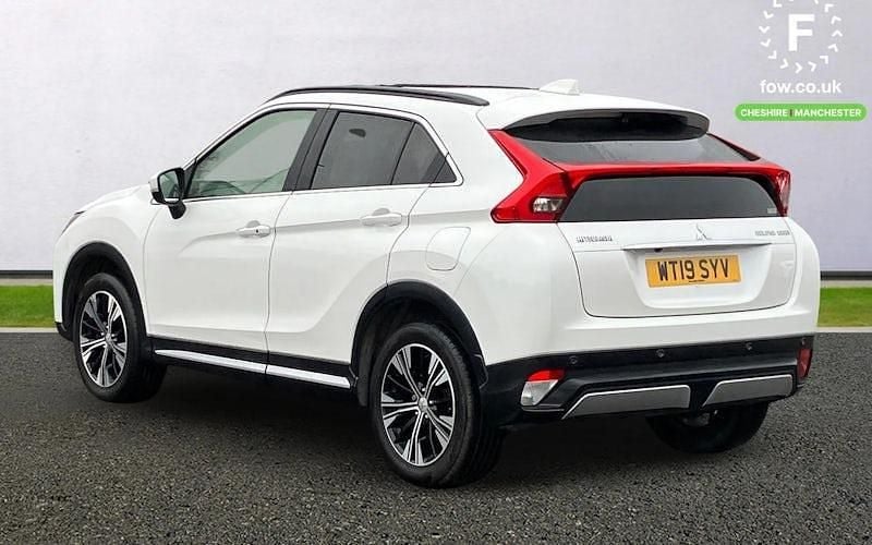 Used Mitsubishi Eclipse 163 HP (119 kW) 2019 White Hatchback