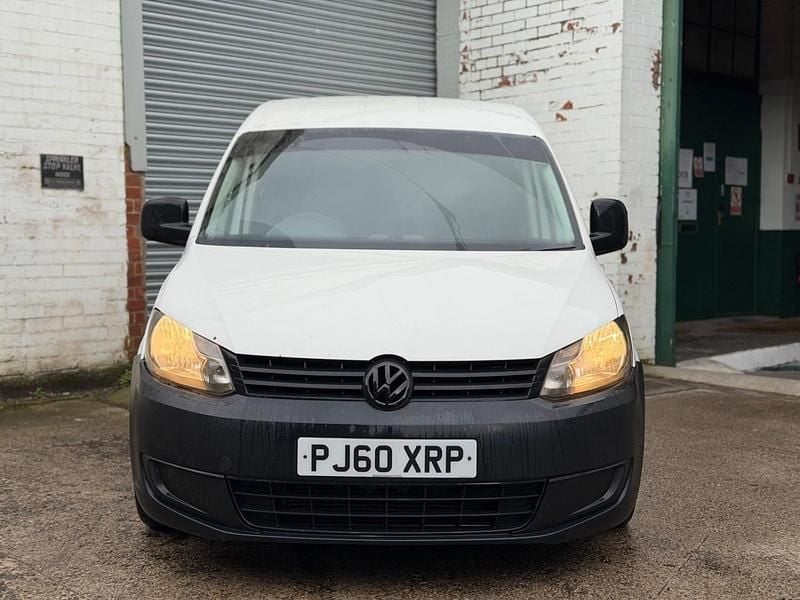Used VW Caddy 102 HP (75 kW) 2011 White MPV
