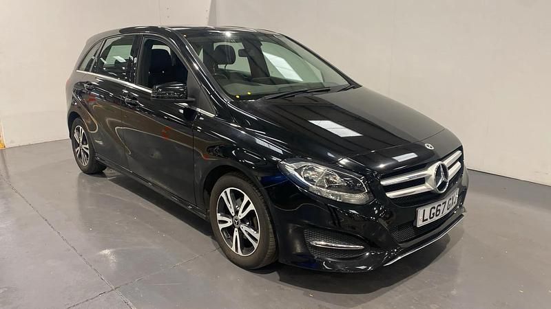 Black Used 2017 Mercedes B180 SE MPV | £10,498 (Fair price) - Image 1/4